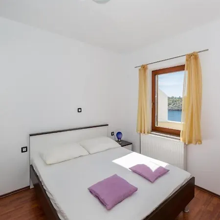 Pool View With Balcony In Obrovac Apartment *