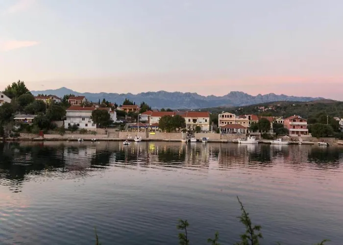 Pool View With Balcony In Obrovac Obrovac